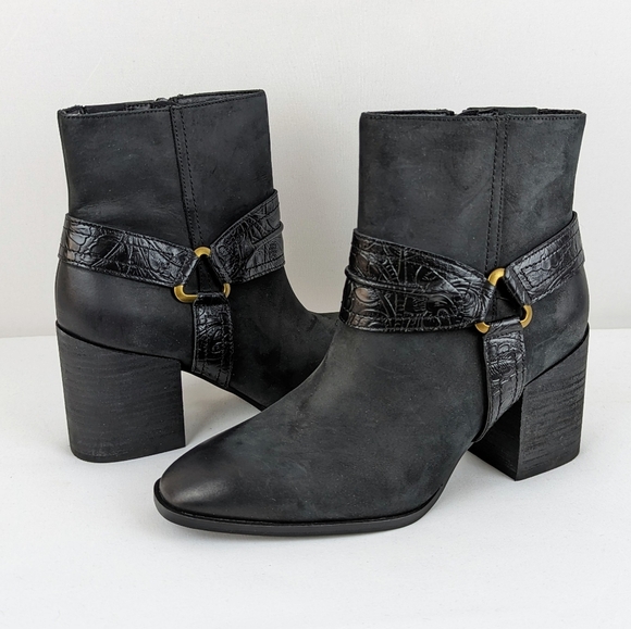 Vionic Carnelia Bootie Water Repellent Nubuck Leather Above Ankle Black 8 NIB - Picture 1 of 15